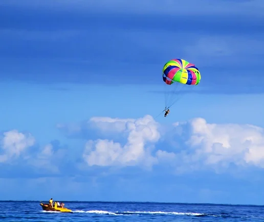 Datça'da Parasailing ve Deniz Macerası