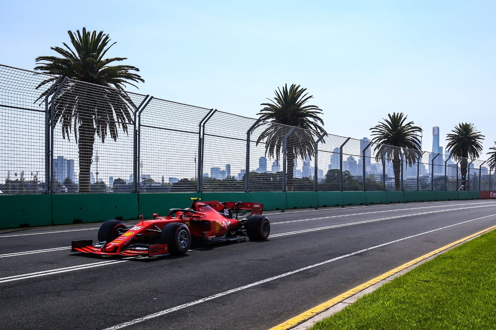 Visa-Free Formula 1: Races You Can Attend on a Turkish Passport