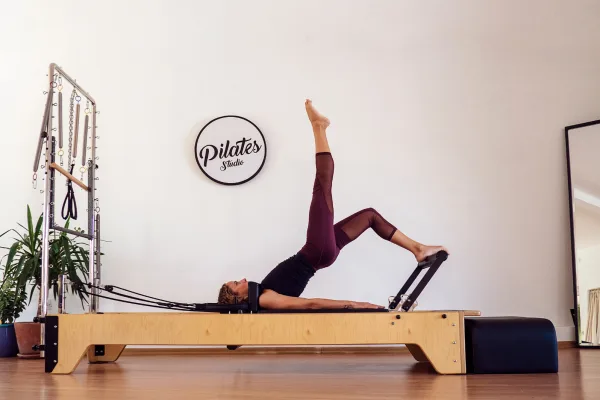 İzmir Kadınlara Özel Reformer Pilates - Görsel 1