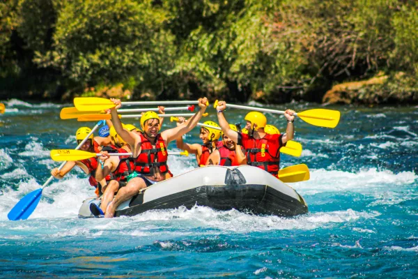 Çoruh Nehri (Artvin) Rafting Kampı - Görsel 1