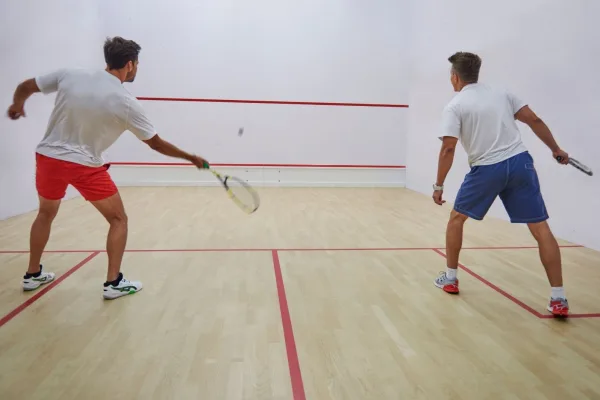 Bursa Nilüfer Squash Eğitimi (1 Ay / 4 Ders) - Görsel 3