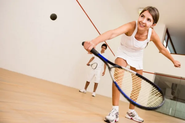 İzmir Karşıyaka Squash Deneyimi - Görsel 1