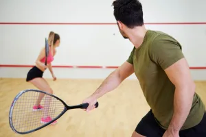 İzmir Karşıyaka Squash Eğitimi (1 Ay / 4 Ders)