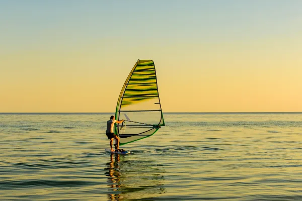 Ayvalık Cunda 2 Saatlik Windsurf Başlangıç Eğitimi - Görsel 3